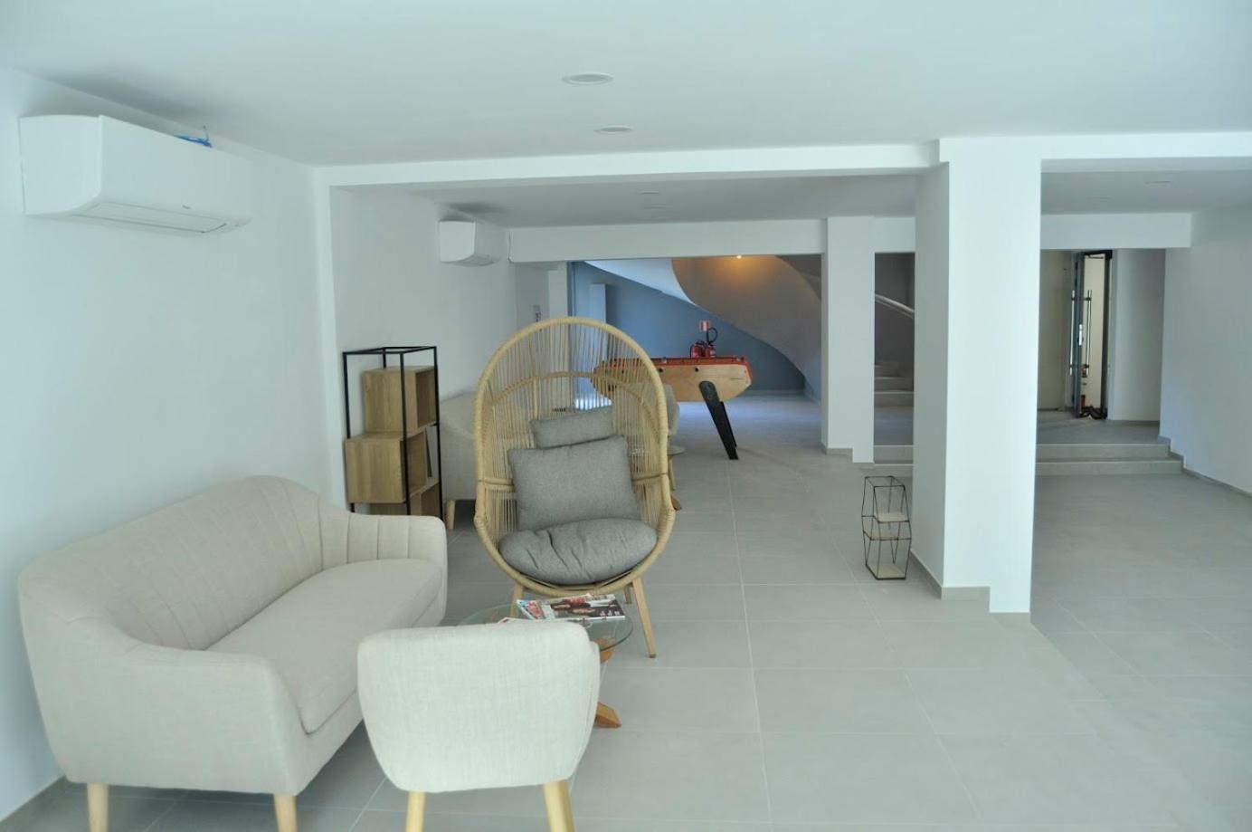 Aparthotel Teracite à Varna Extérieur photo