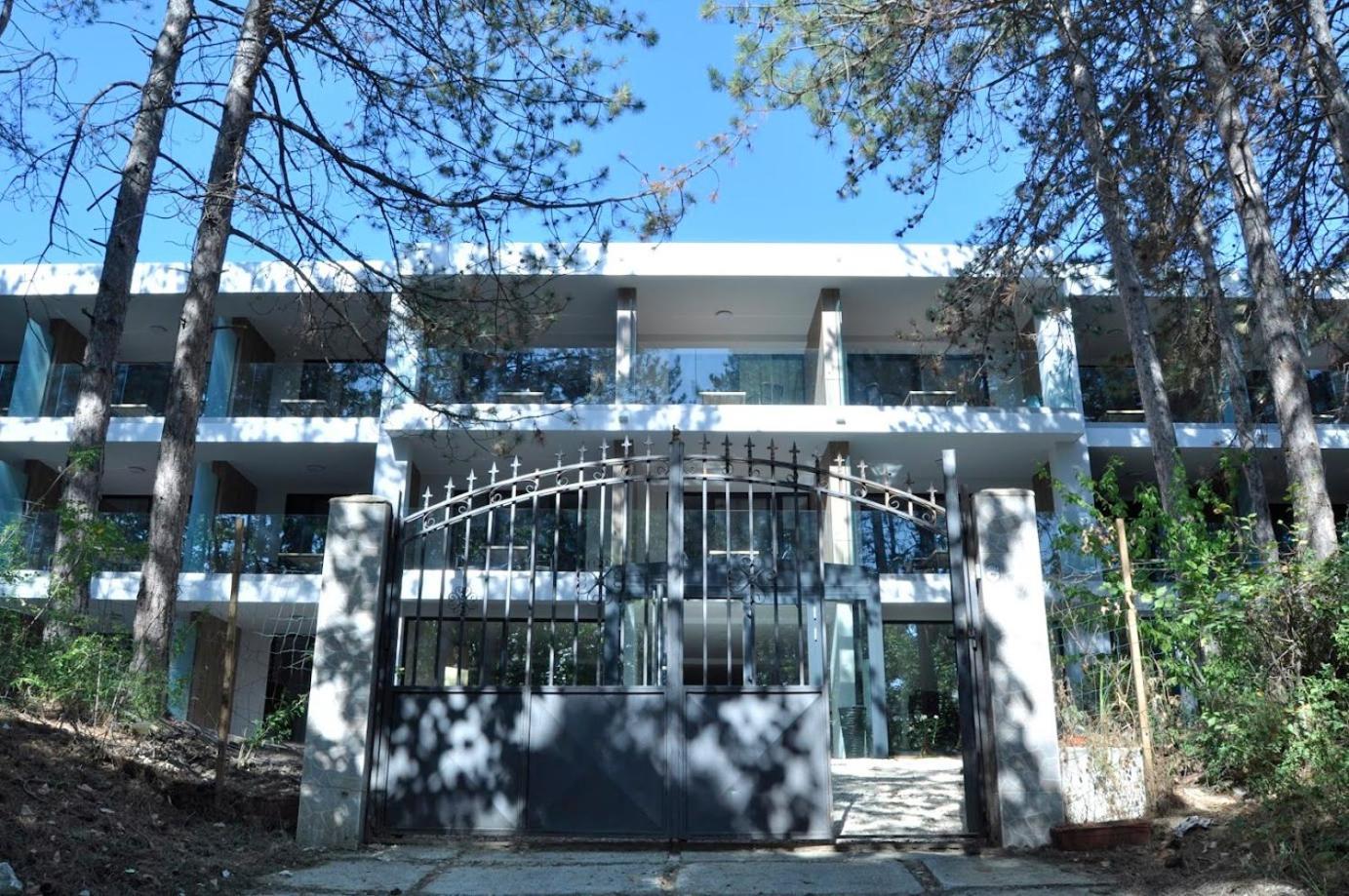Aparthotel Teracite à Varna Extérieur photo